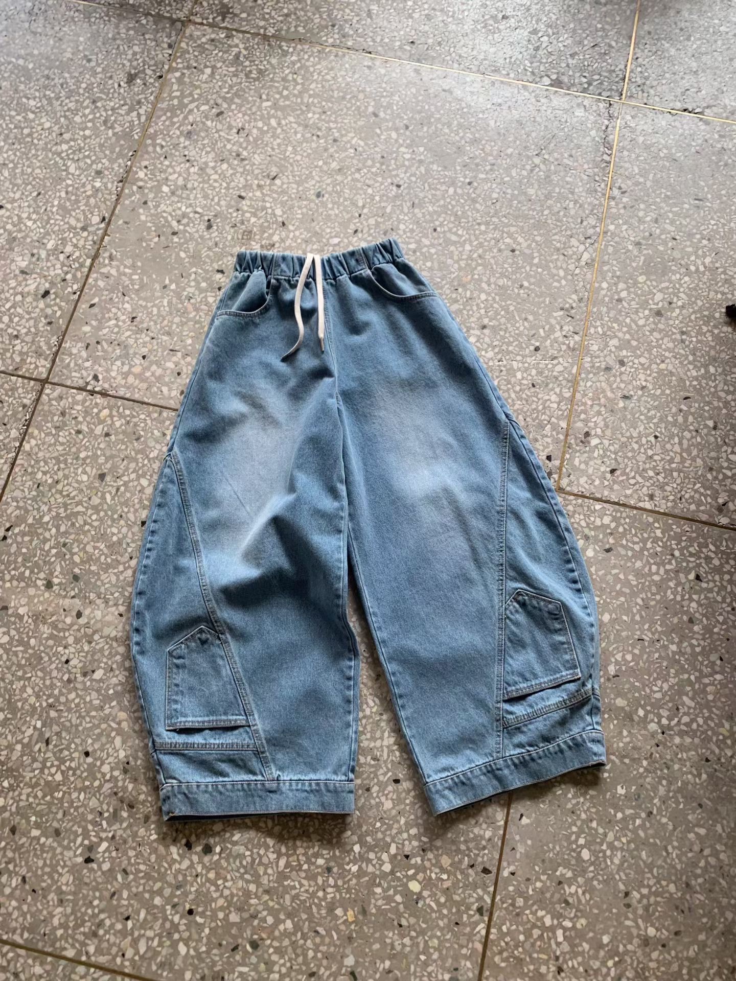 KL11 / LIGHY WASH BARREL JEANS