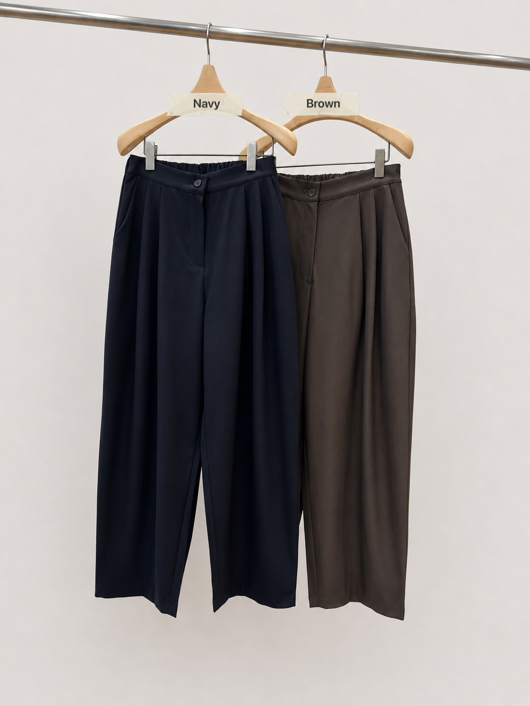 550826 / BANDED WAIST PINTUCK TROUSERS