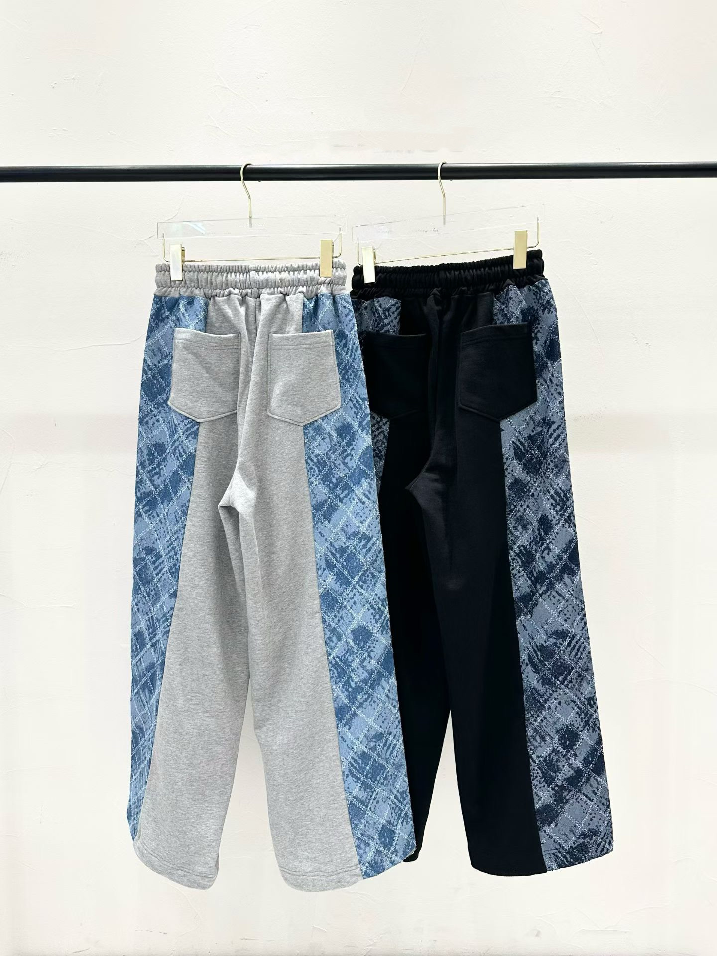 BF13 / Side Panelled Grid Jogger (BF13)