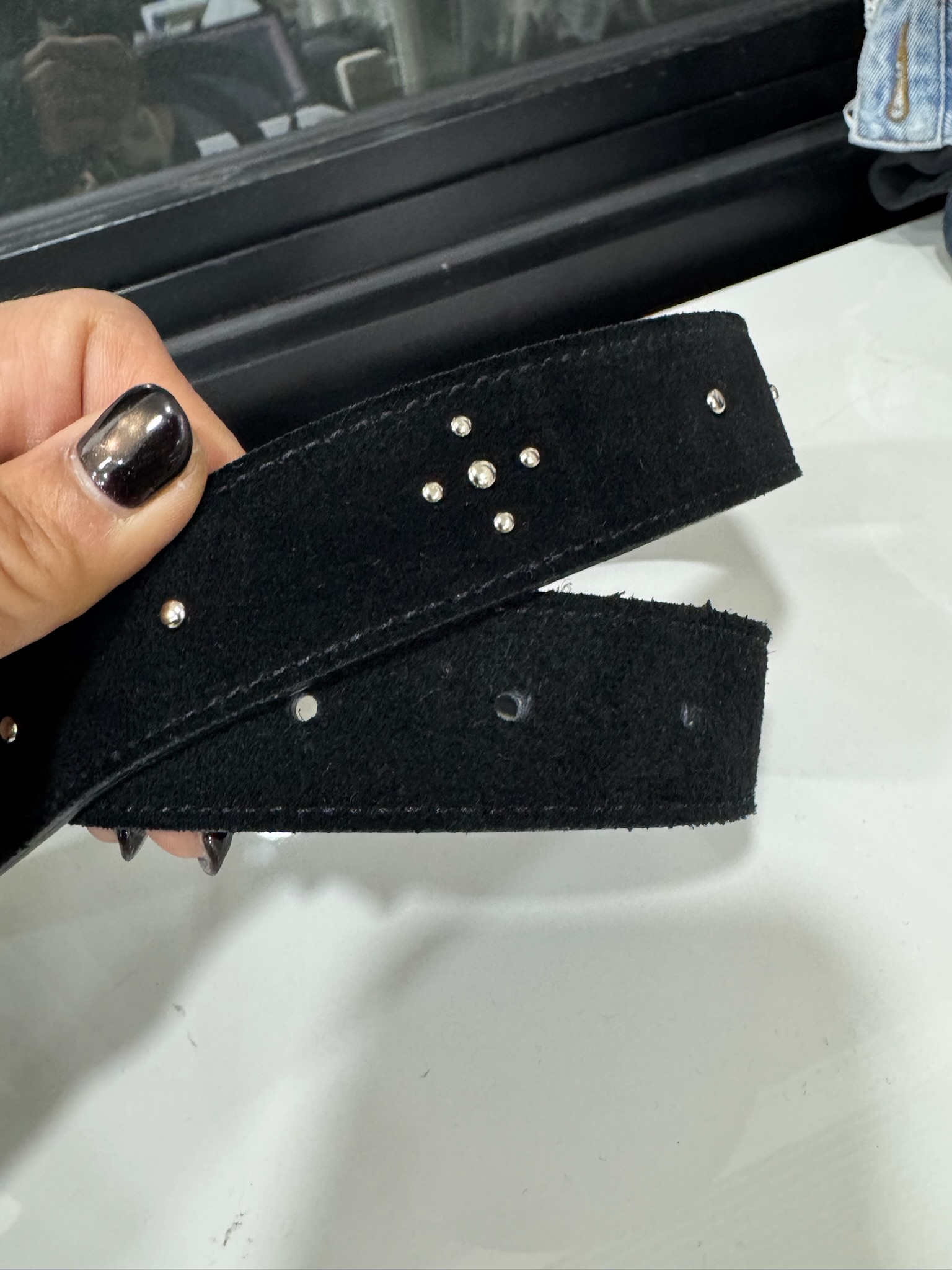 PT32 / SUEDED LEATHER STUDDED BELT