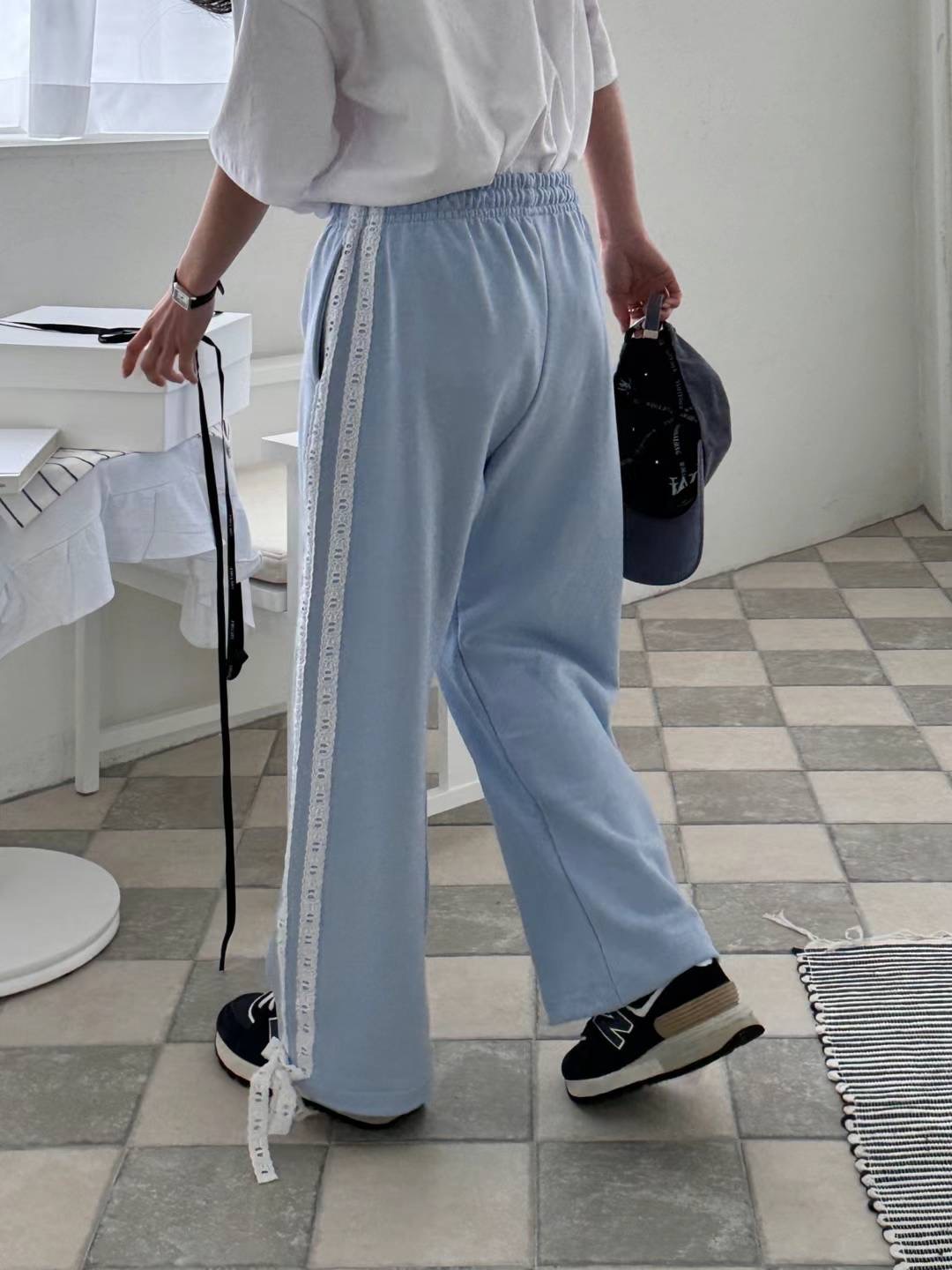 P35 / LACE TRIMMING POCKET JOGGERS