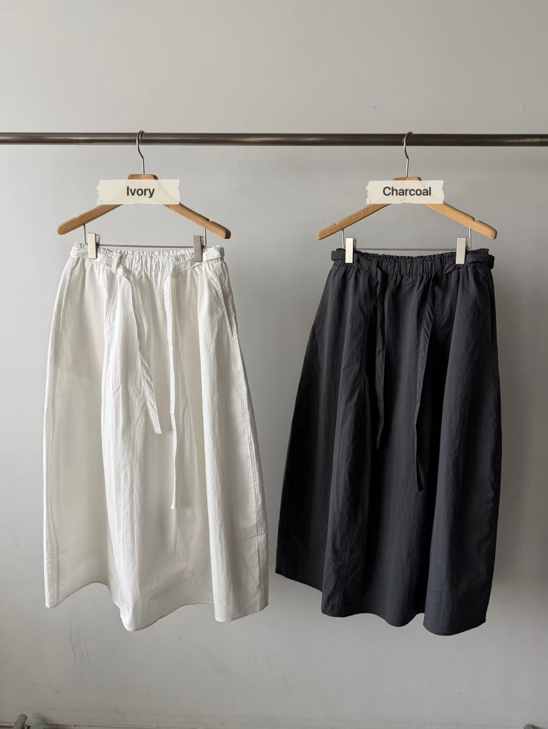 YQ25 / POPLIN MAXI POCKET SKIRT