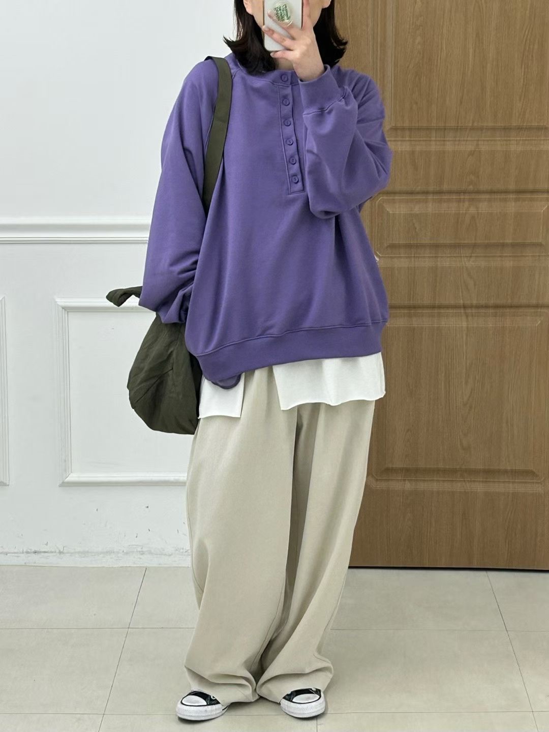 KR15 / Raglan Henley Swearshirt