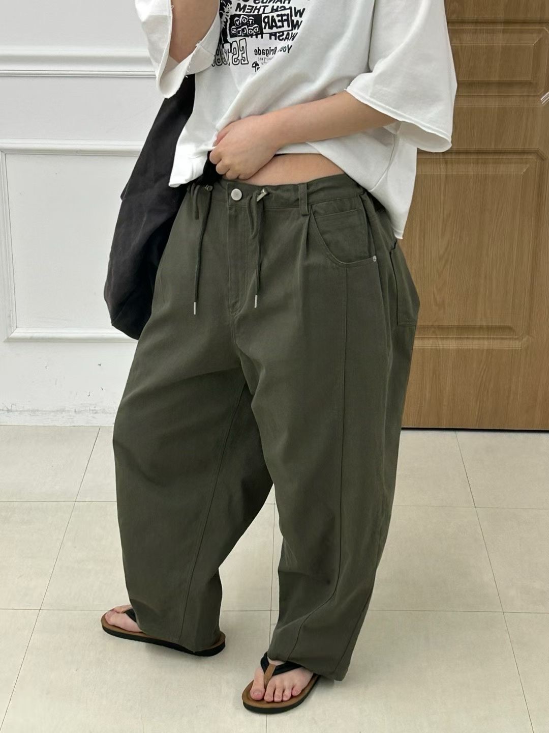 KR19 / Adjustable Toggle Waist Loose Fit Trousers