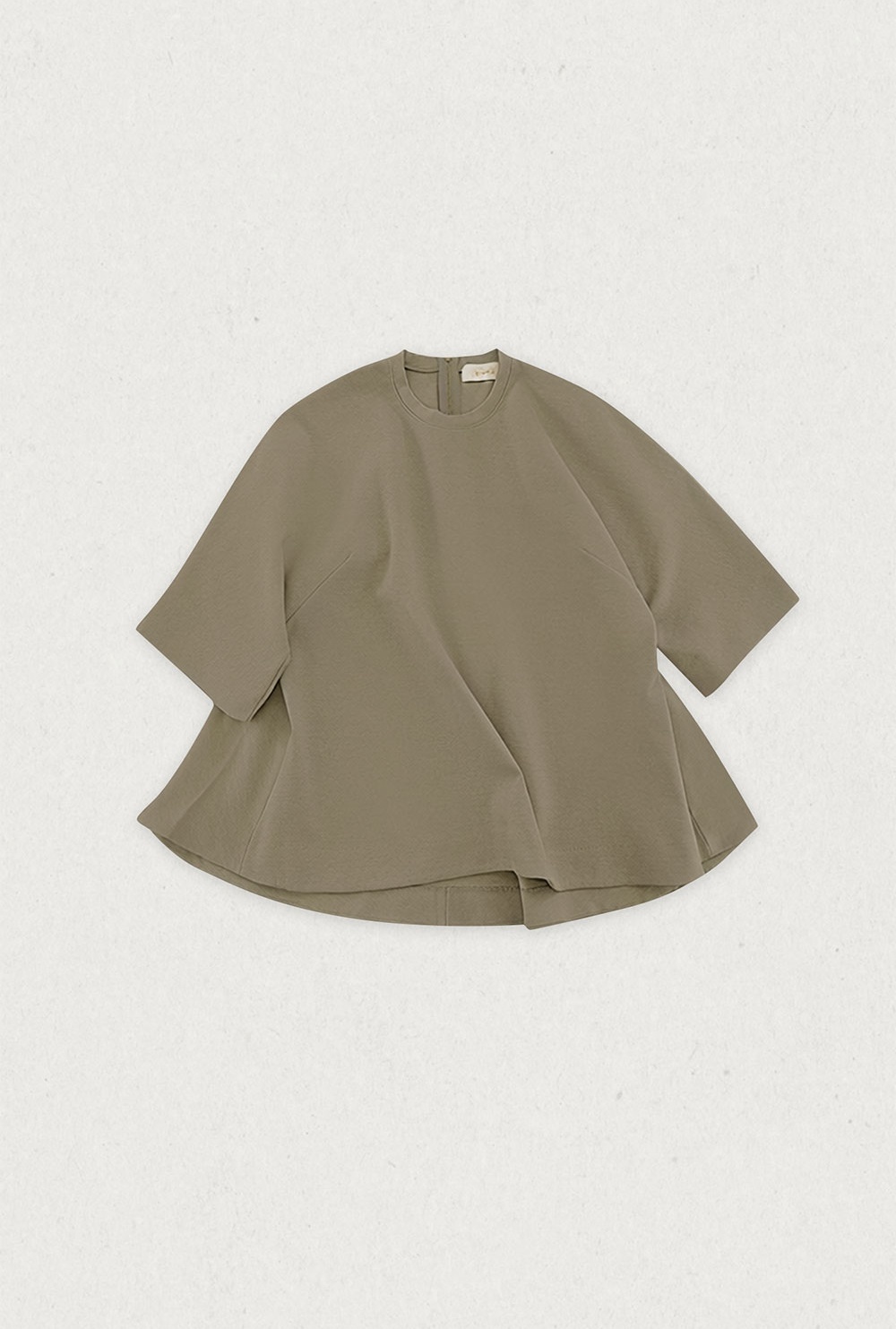 WW27 / VOLUMIZING FLARE SHORT SLEEVES TOP