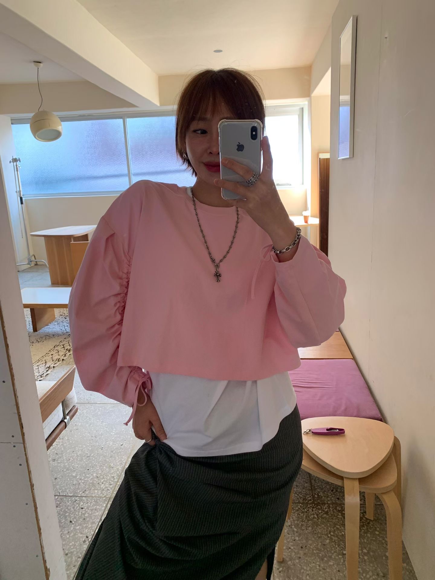 KL14 / CROPPED RUCHED SLEEVE TOP