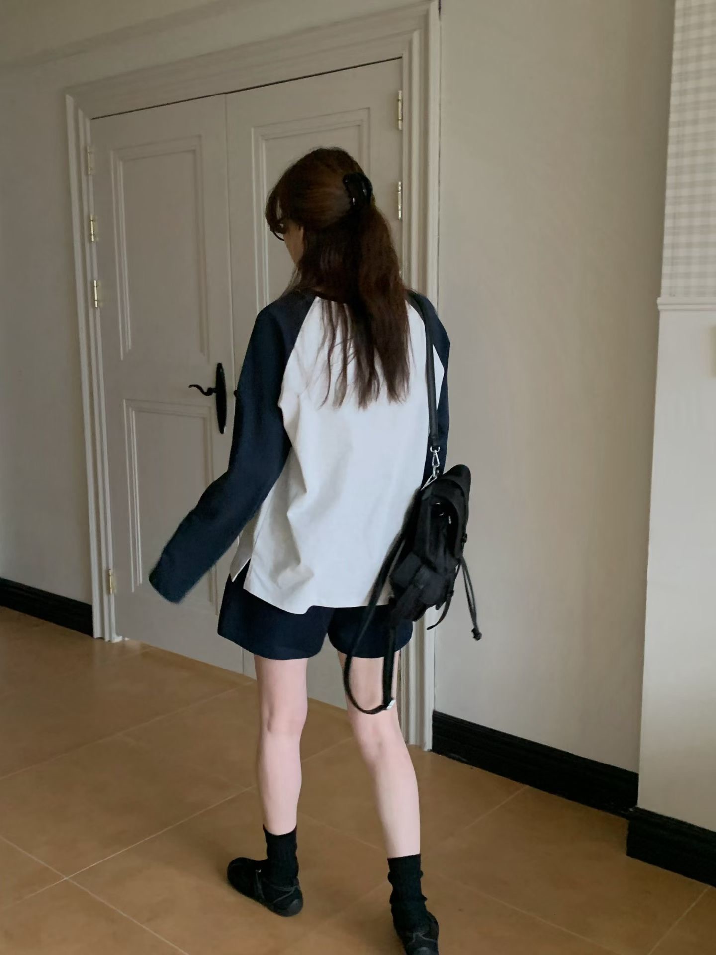 JU01 / "IT'S NOTHING" TWO-TONE PULLOVER