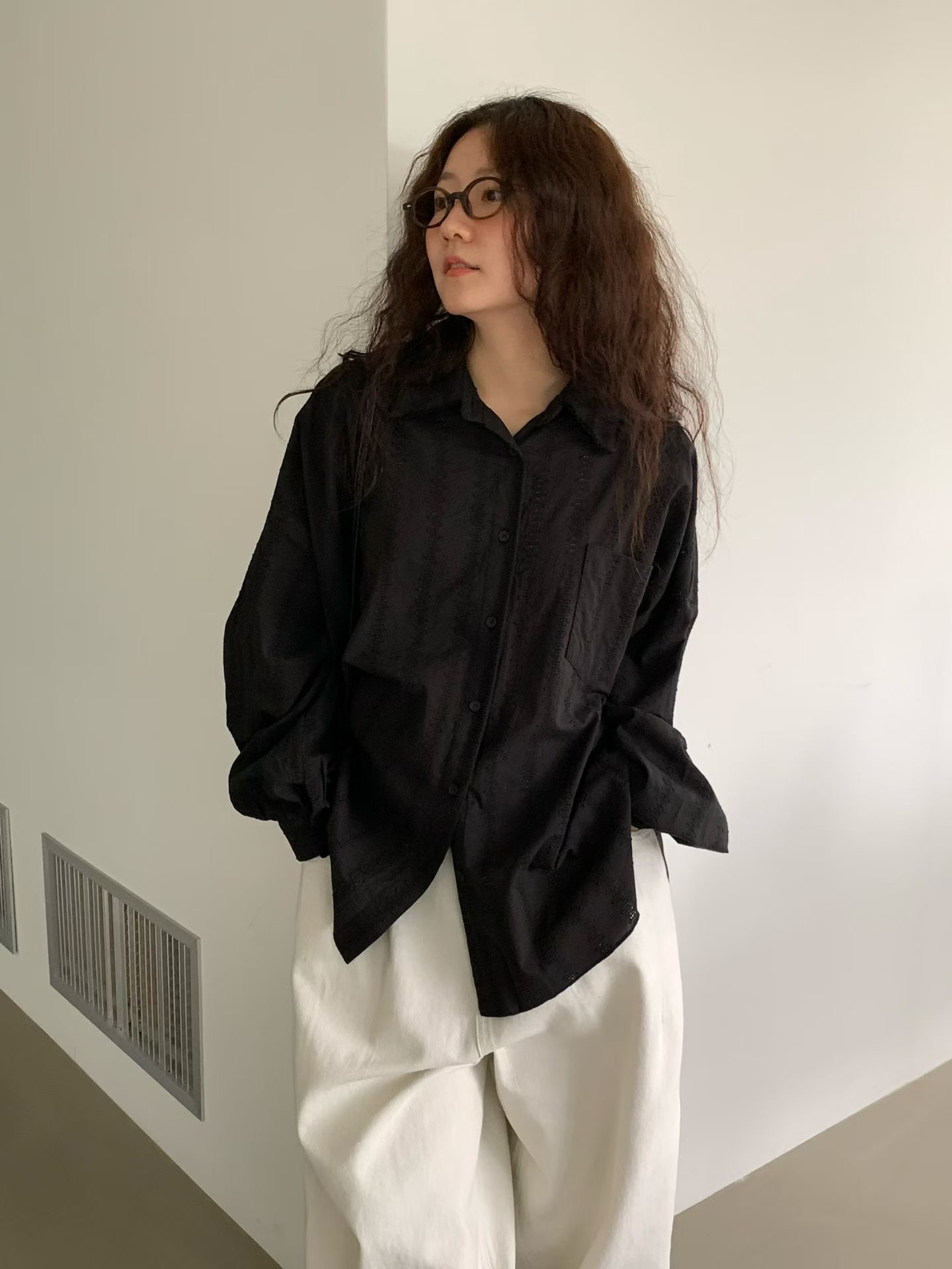 VP24/ OVERSIZED BRODERIE SHIRT 