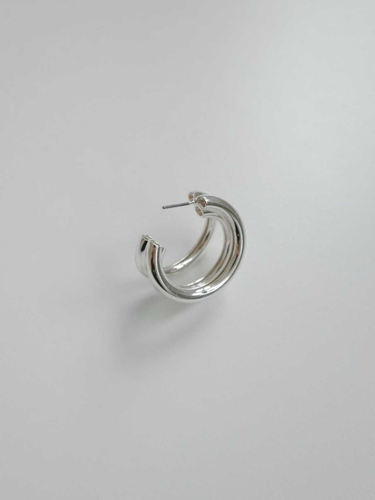 DOLLEY SWIGGLE EARRINGS