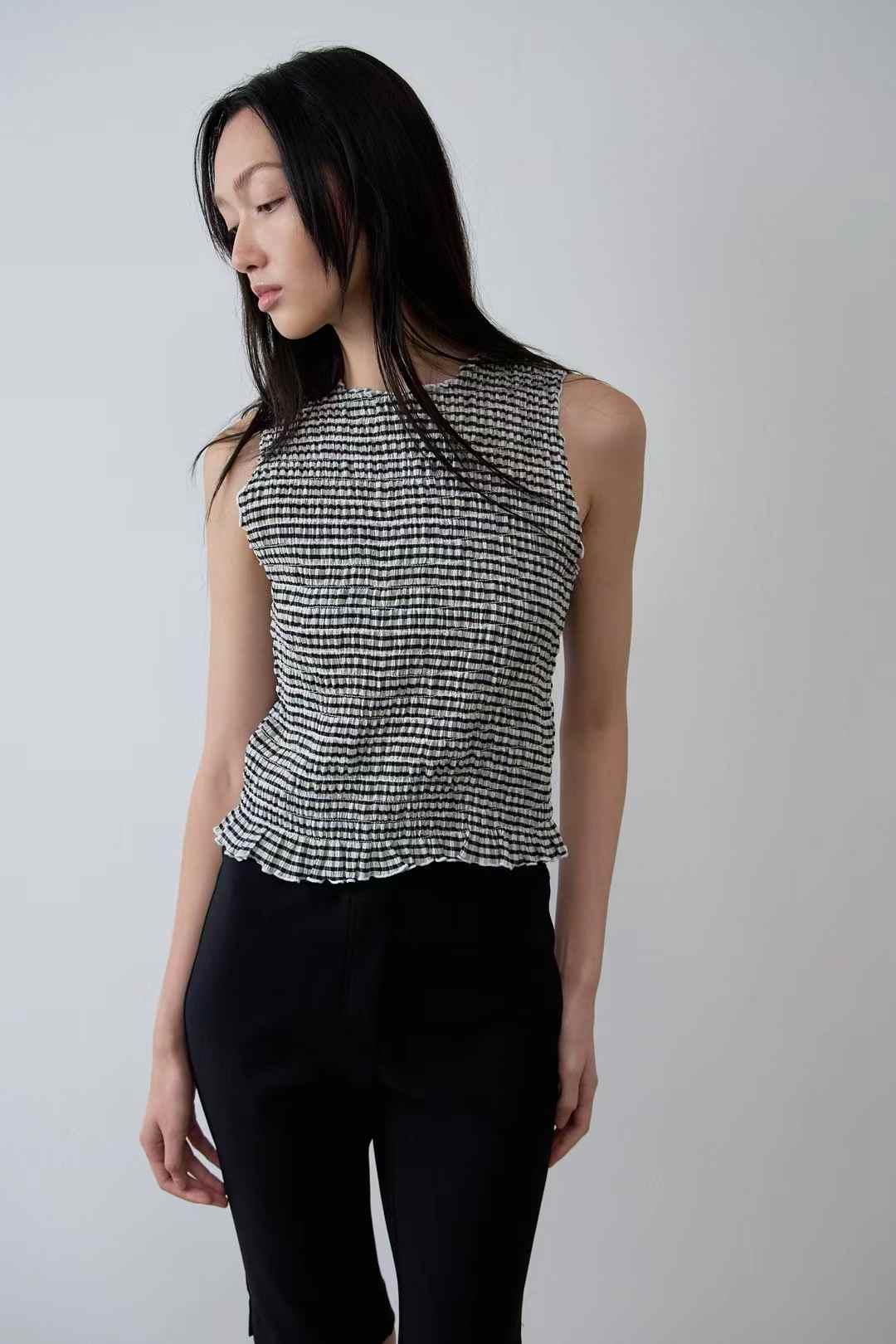 DOROTHEA PREMIUM RUCHING SLEEVELESS TOP