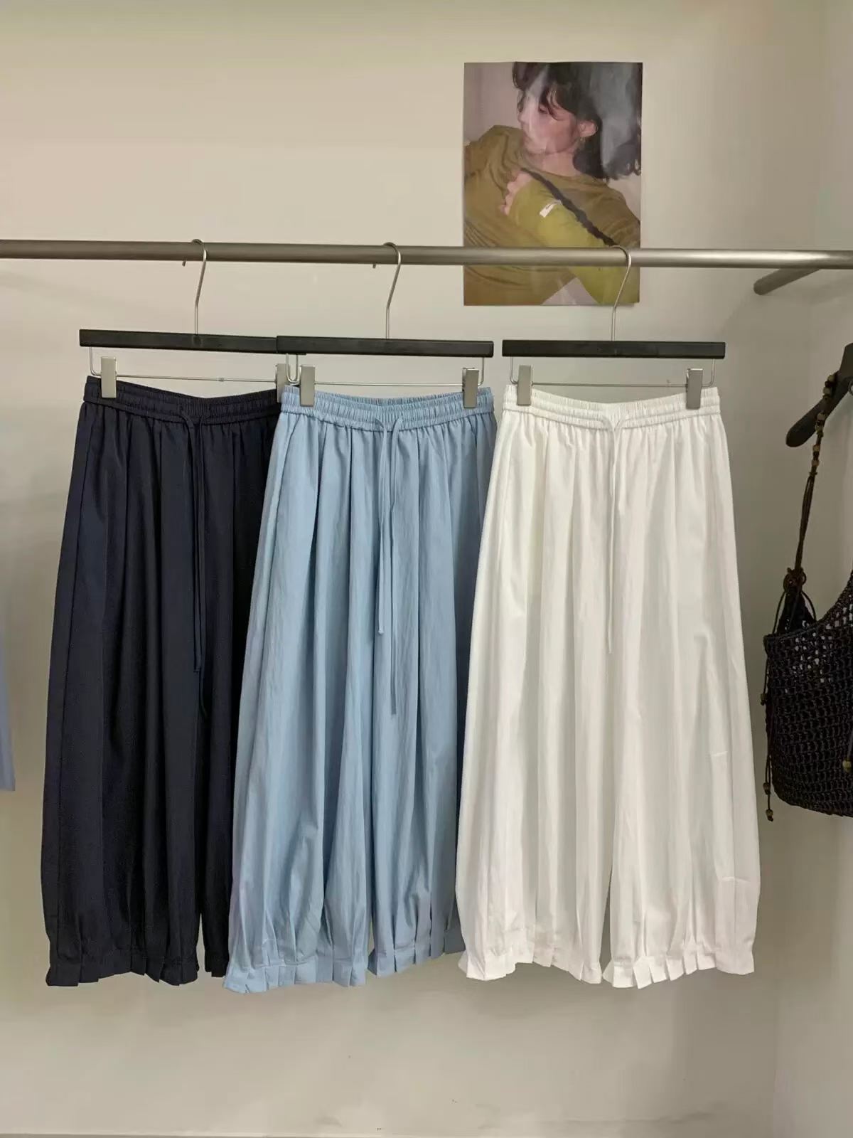 ELISHA PLEATED HEM ELASTIC BANDING PANTS