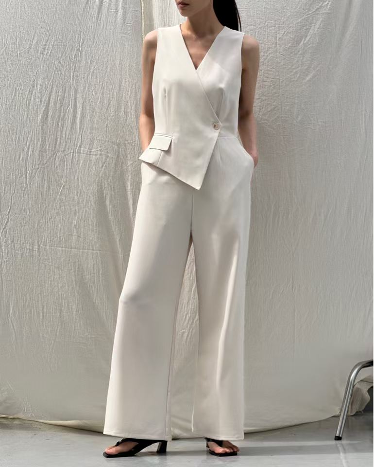 FLORE MINIMALIST VEST PANTSUIT