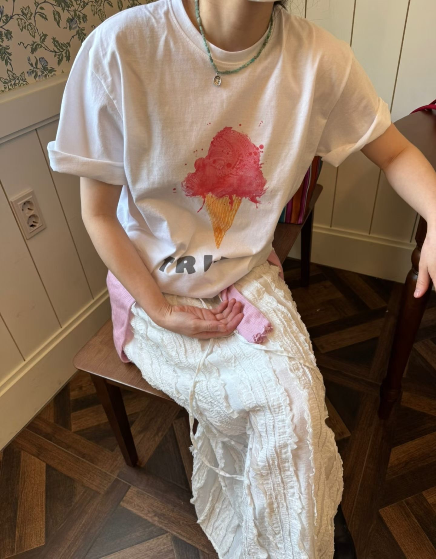 820426/TRIFLE CONE LOOSE FIT TEE-SHIRT