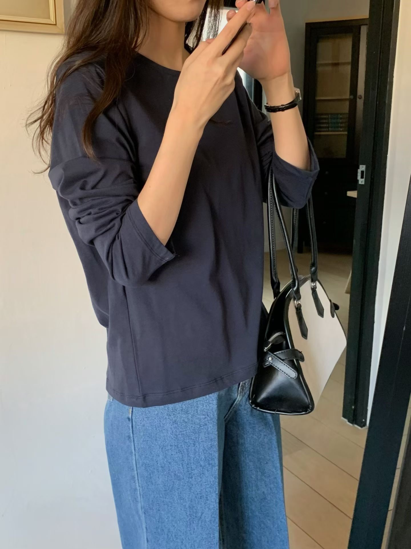 JU18 / ROUND NECKLINE COTTON LONG SLEEVES TOP