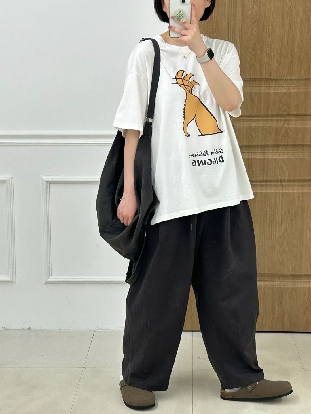 KL10 / GOLDEN RETRIEVER DIGGING GRAPHIC TEE