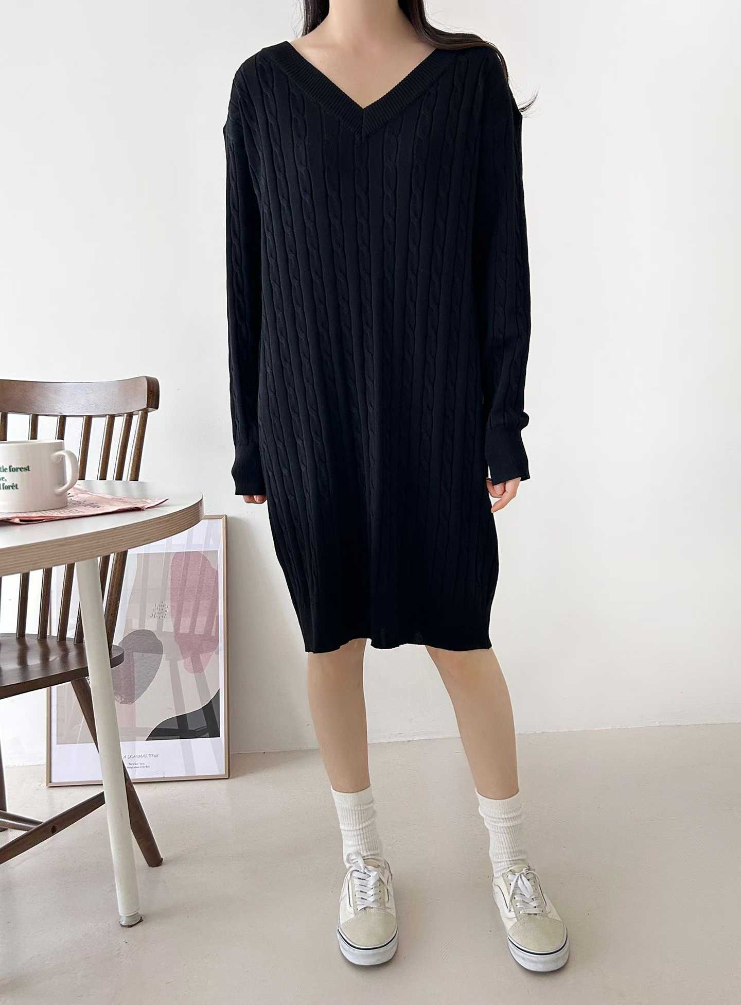 ELEANOR CABLE KNIT MIDI SWEATER DRESS