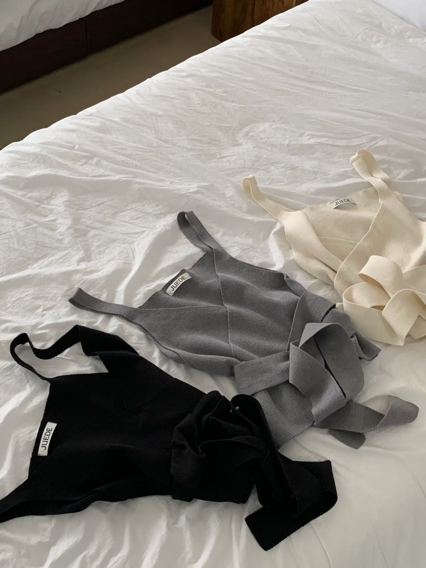 JU13 / WRAP OVER KNIT VEST