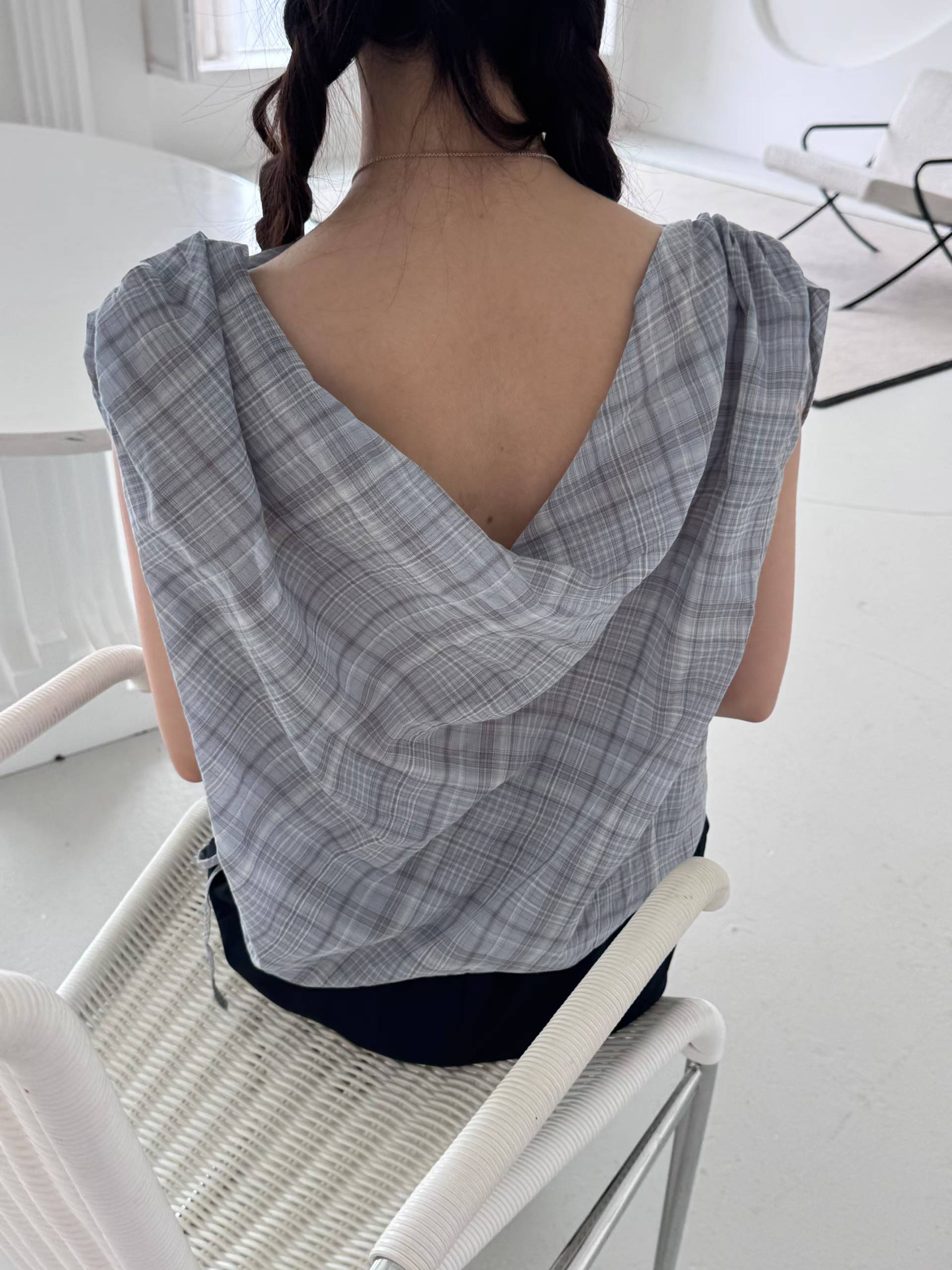 FABIOLA PLAID DRAWSTRING TOP
