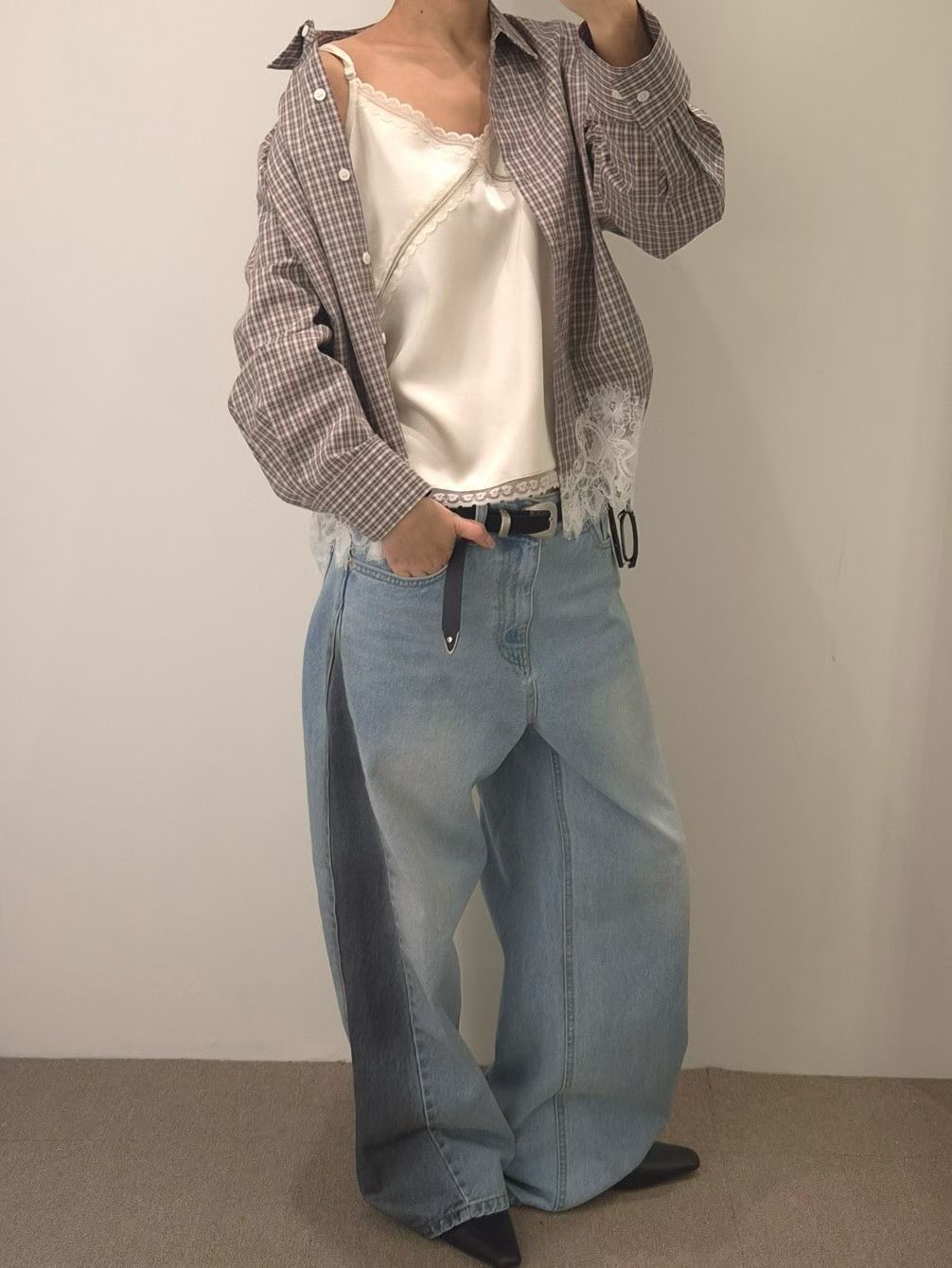 PH07 / Adjustable Strap Lace Camisole