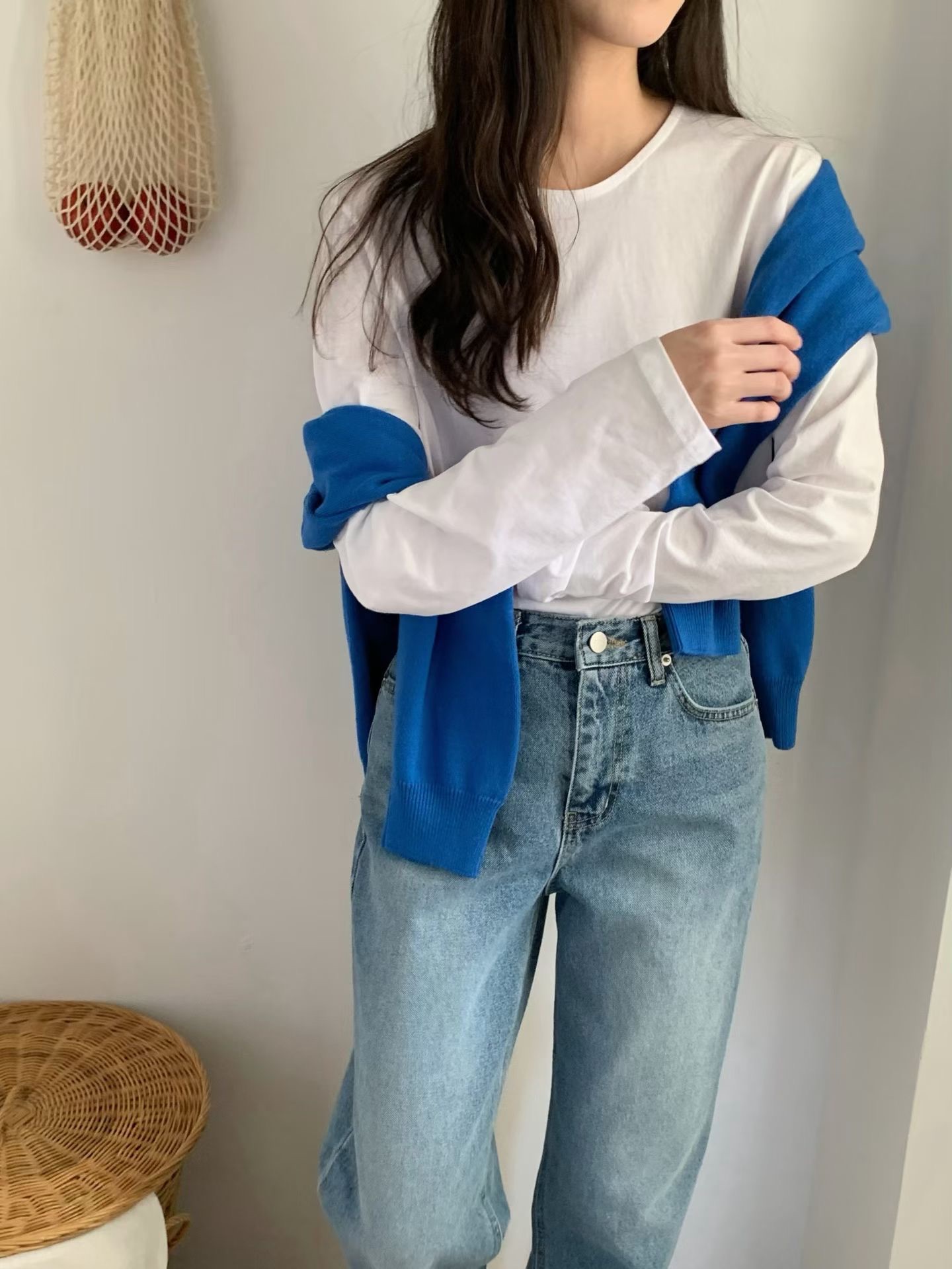 JU18 / ROUND NECKLINE COTTON LONG SLEEVES TOP