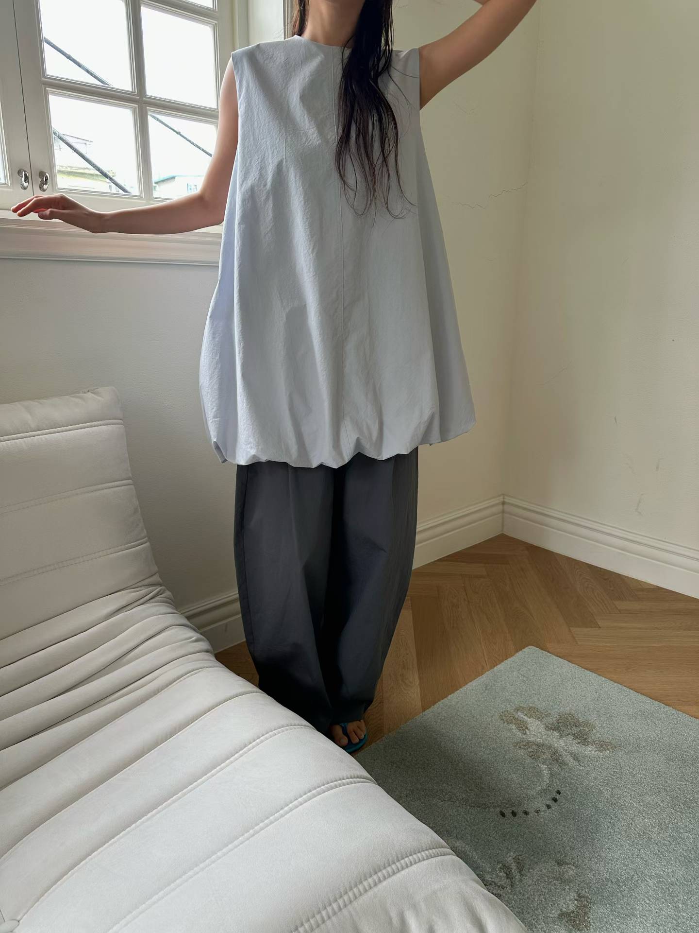 FARRAH PREMIUM BUBBLE HEM SLEEVELESS TUNIC