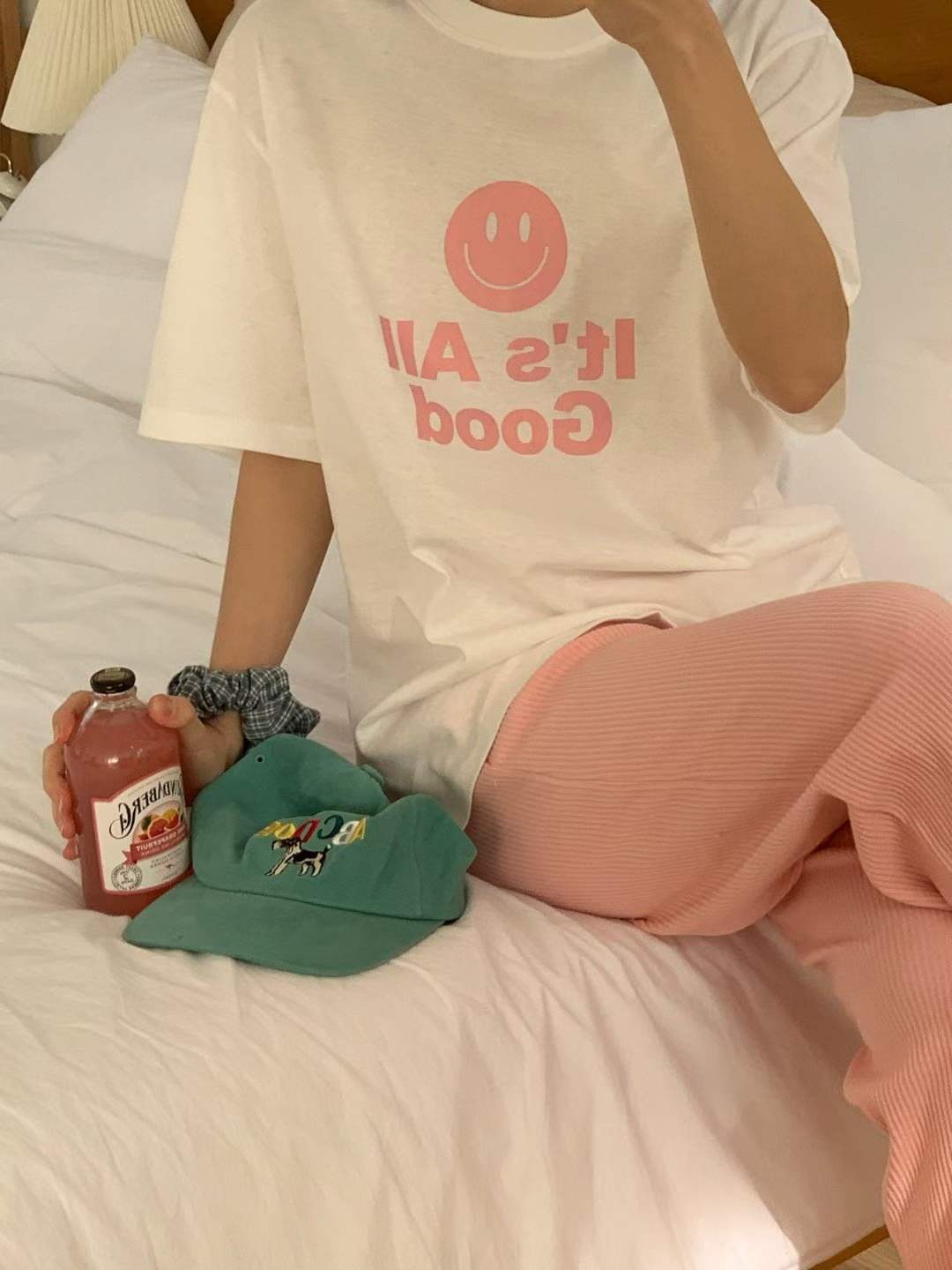 DORELLE "IT'S ALL GOOD" TEE