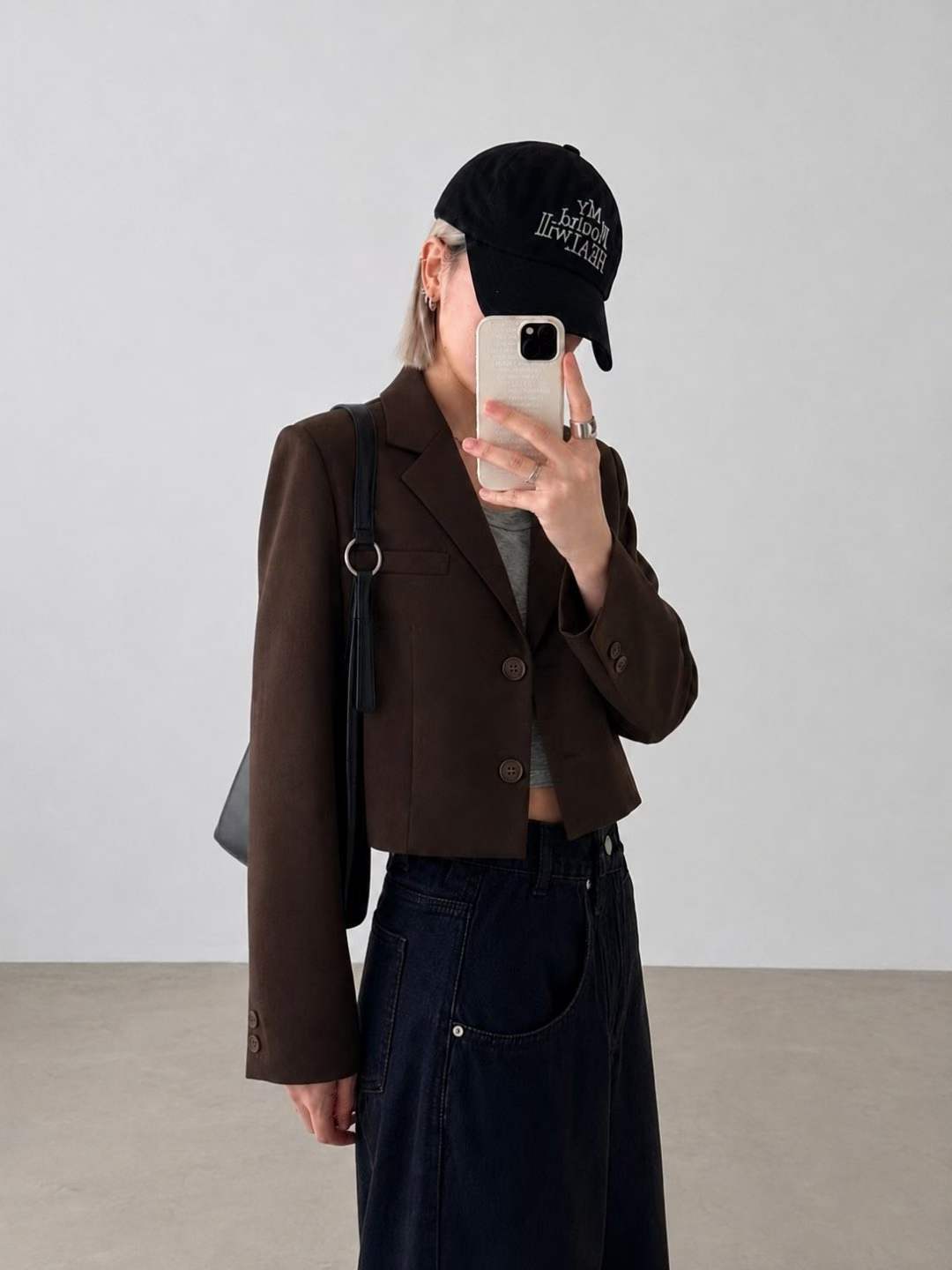 FELICE CROPPED BUTTON BLAZER