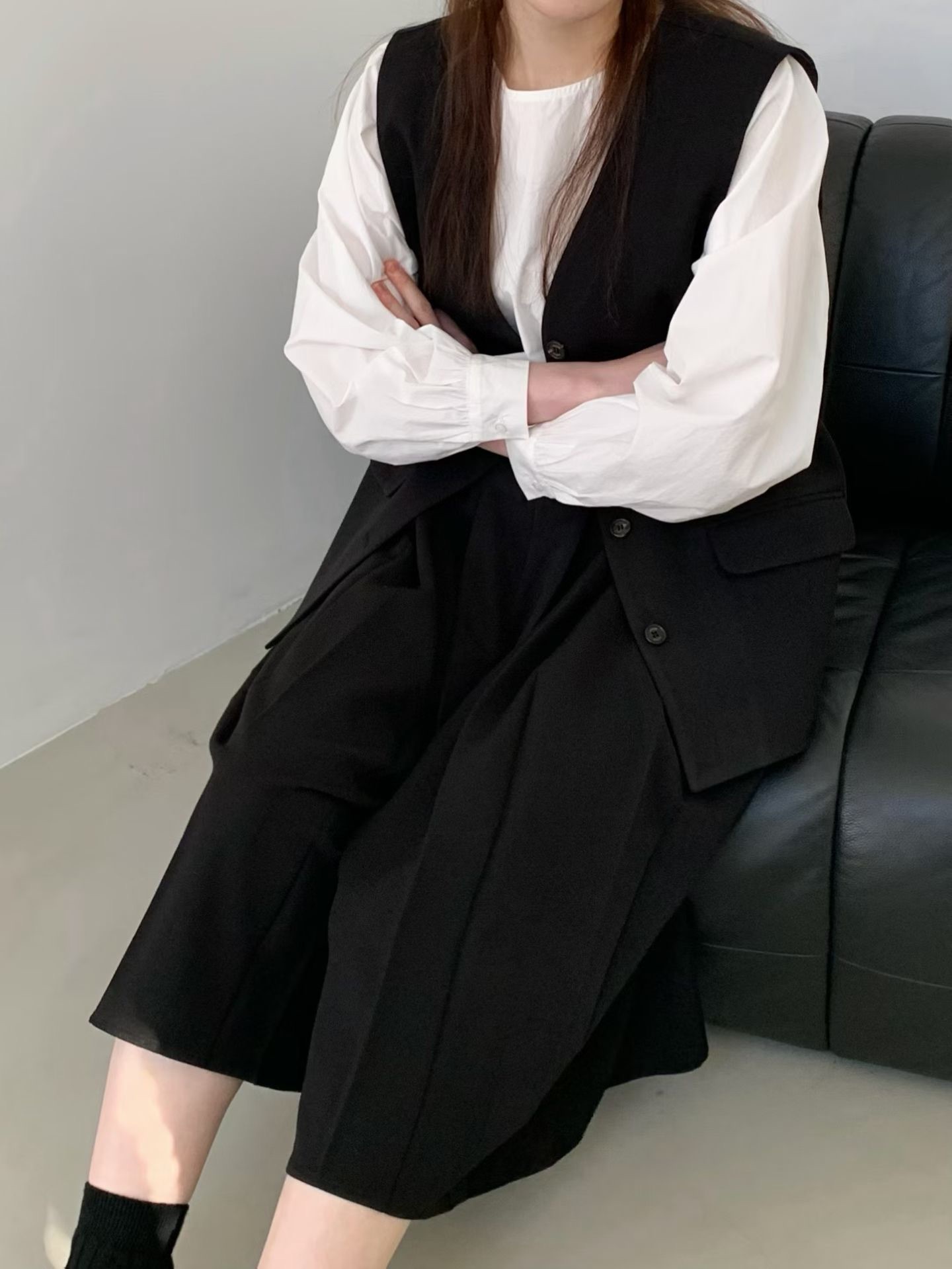 JU10 / BUTTON DOWN TAILORED VEST