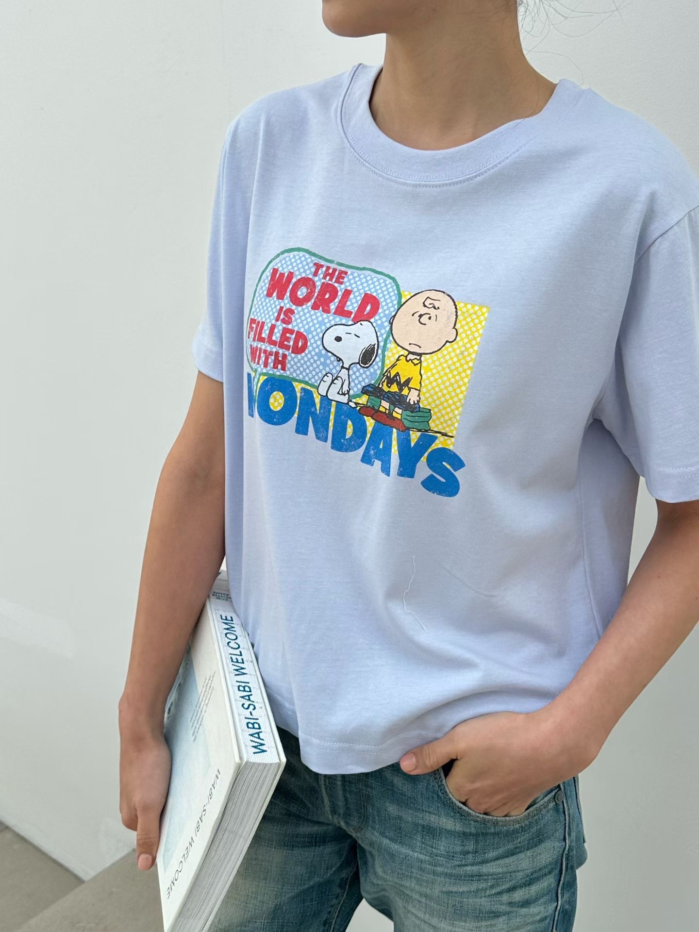 ELAINE SN0OPY GRAPHIC TEE