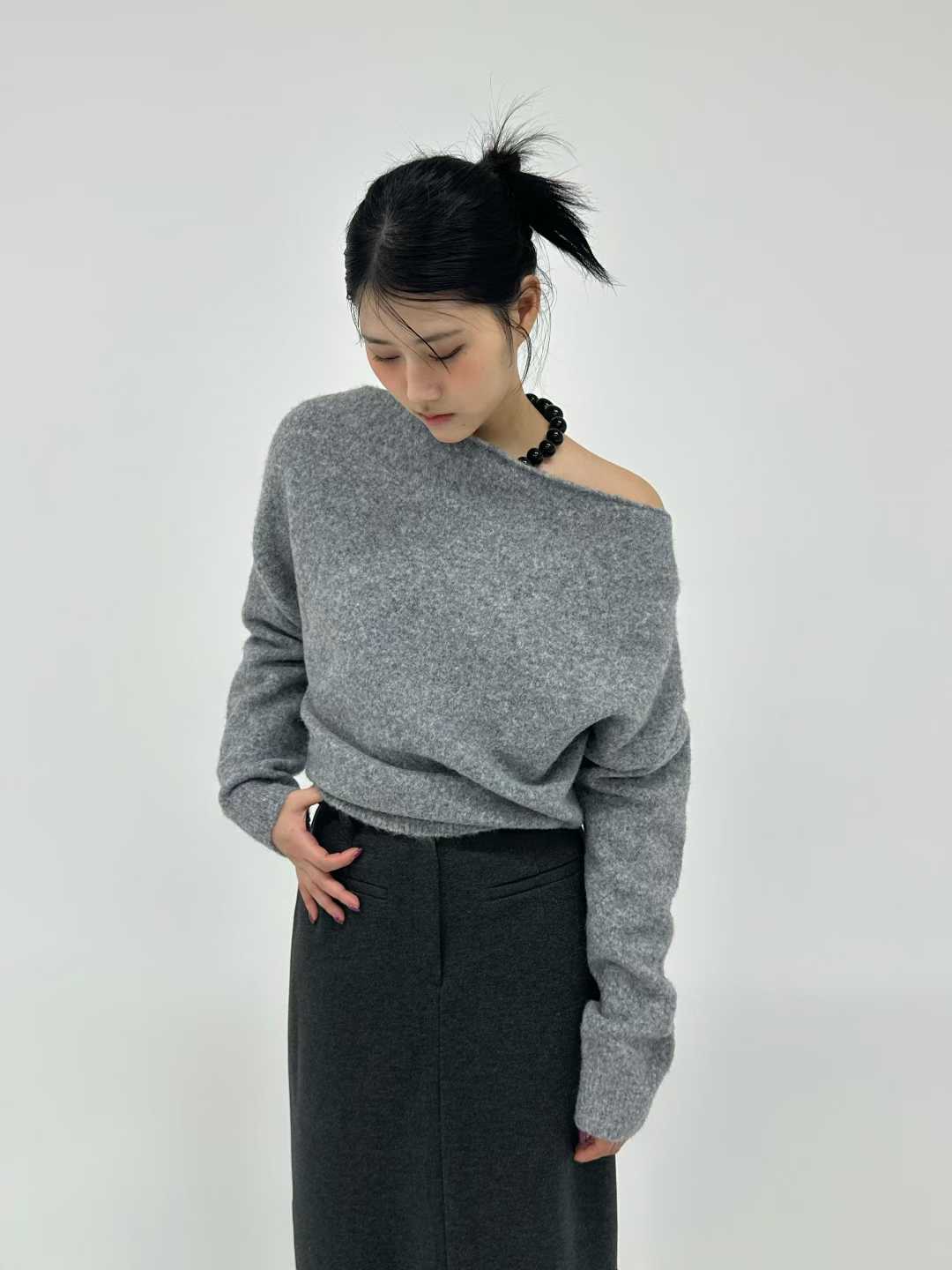 DOCIE WIDE NECK SWEATER