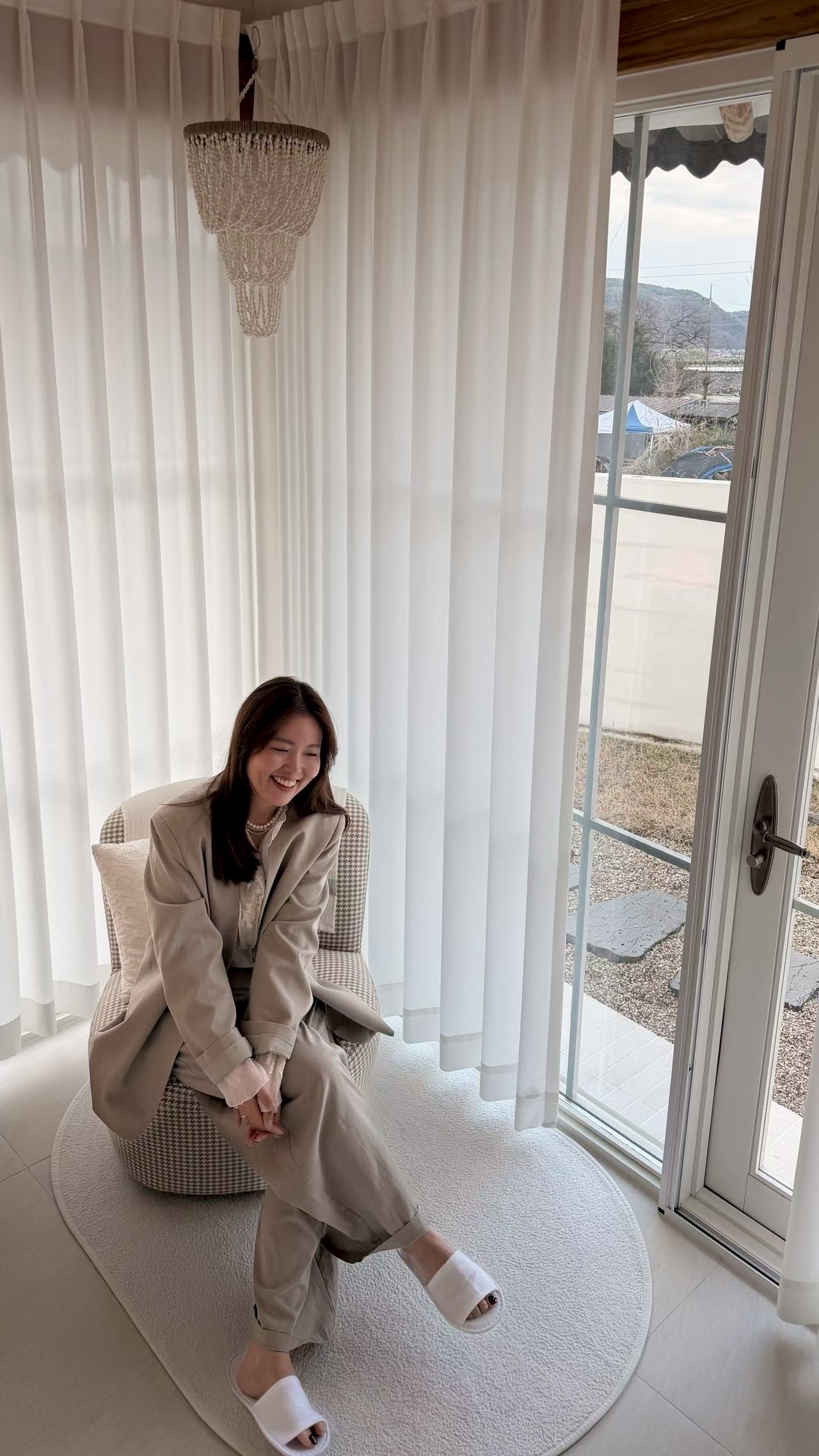 DA28 / BUTTONLESS OPEN COLLAR BLAZER