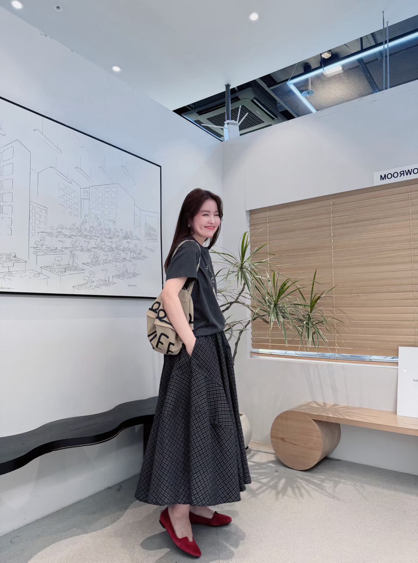 DA22 / "KEEP GOING" FORTUNE COOKIE SHAPED BAG