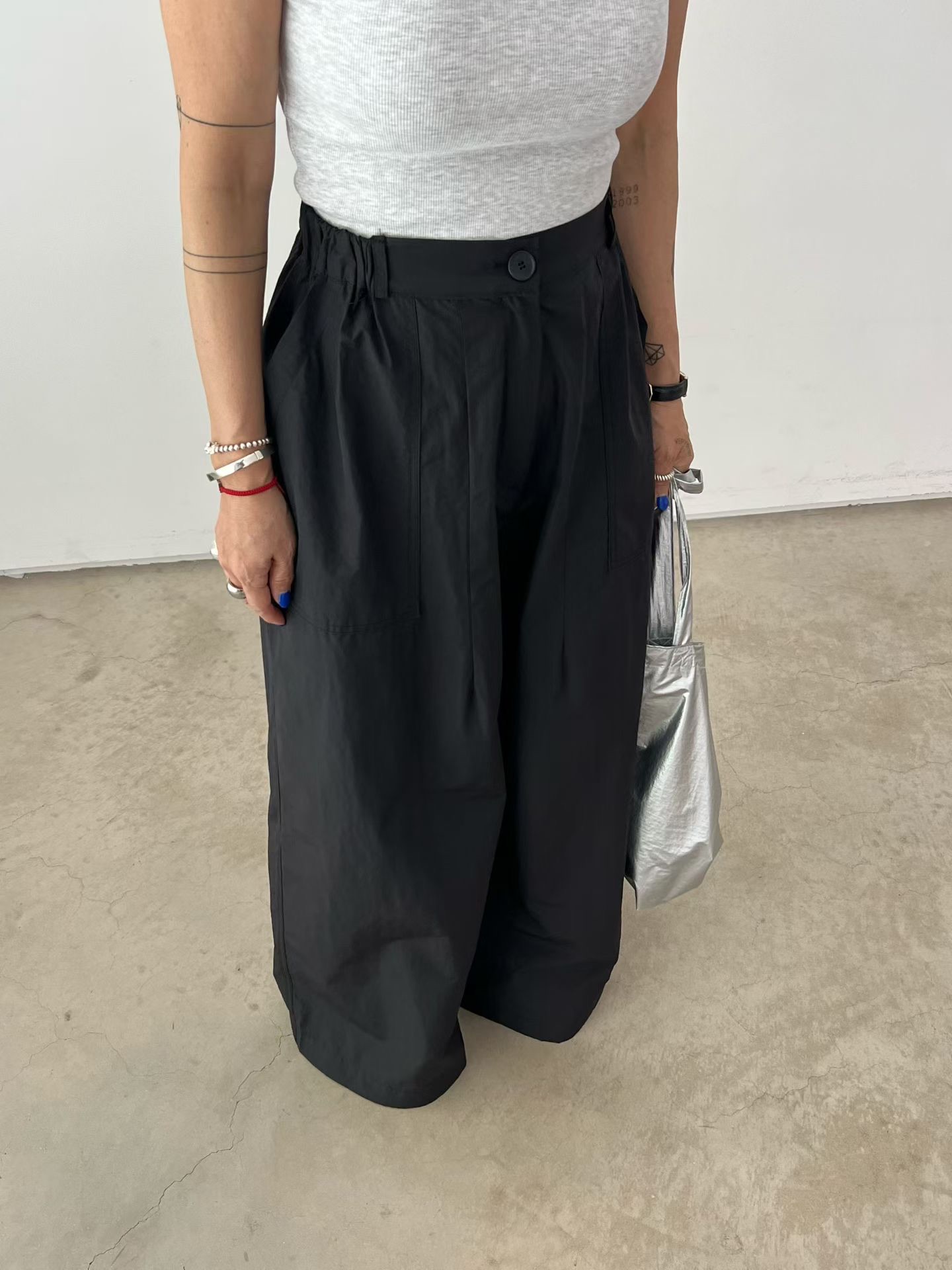 VN24 / POCKET WIDE-LEGGED TROUSERS