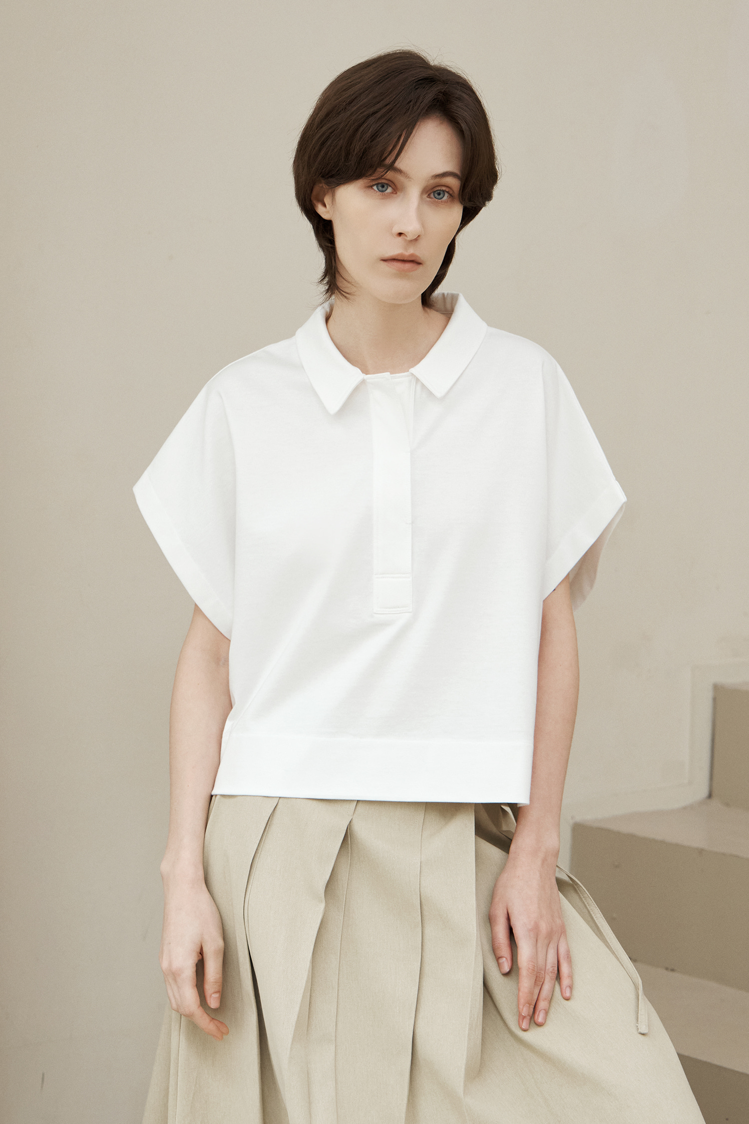 WW19 / SQUARE SILK COLLAR SHORT SLEEVES POLO