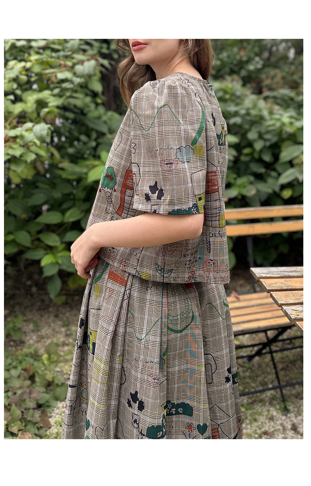 KB12 / Cute Drawstring Plaid Top