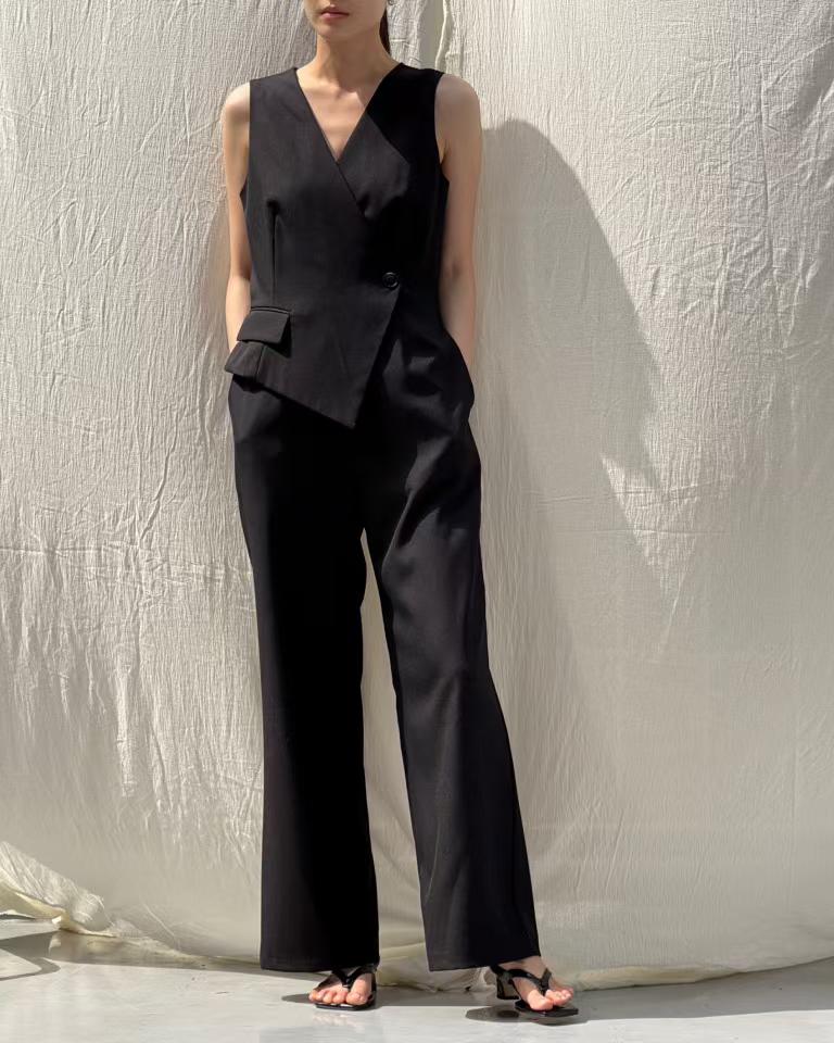 FLORE MINIMALIST VEST PANTSUIT
