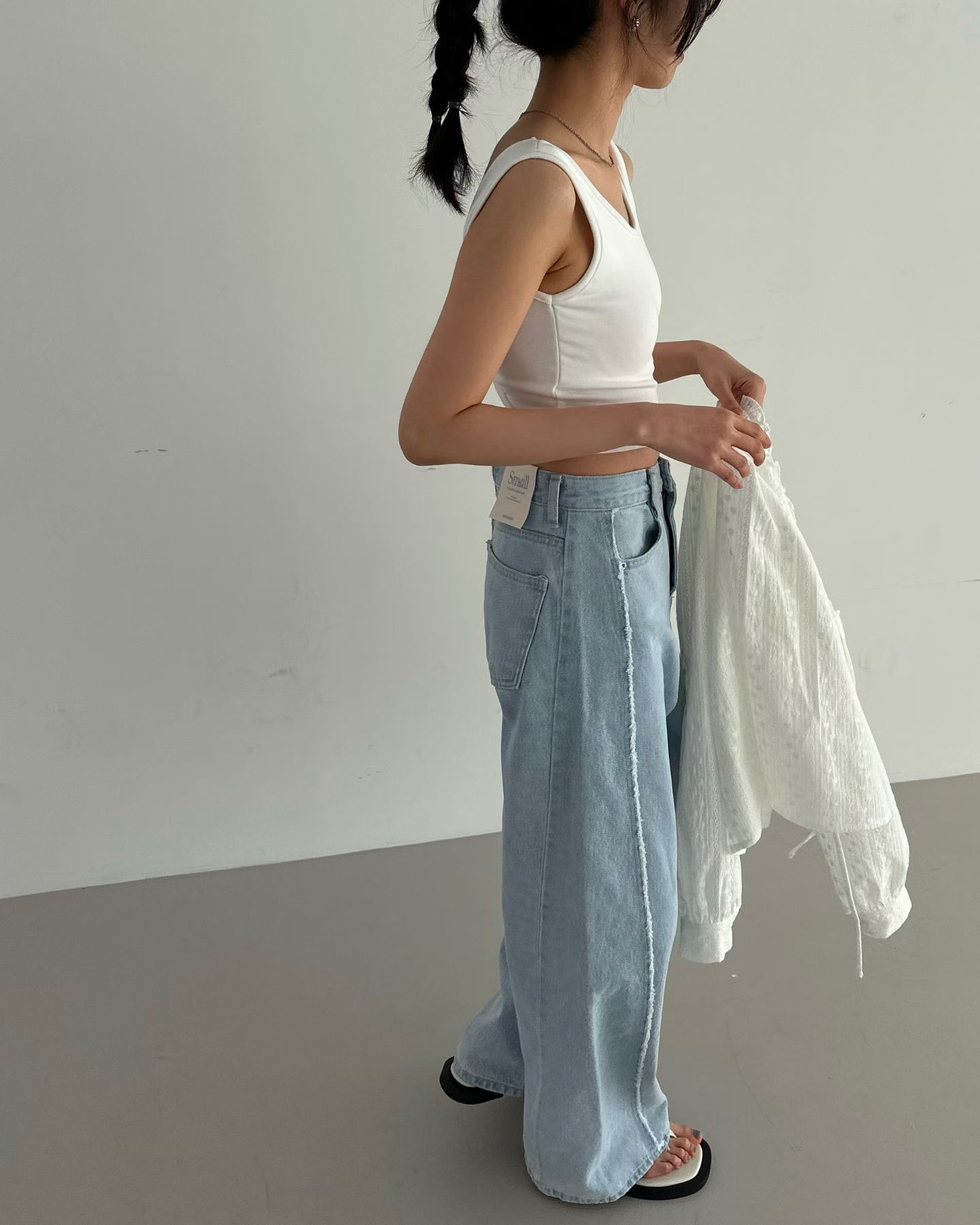PG29 / TWISTED BACK BRA TOP