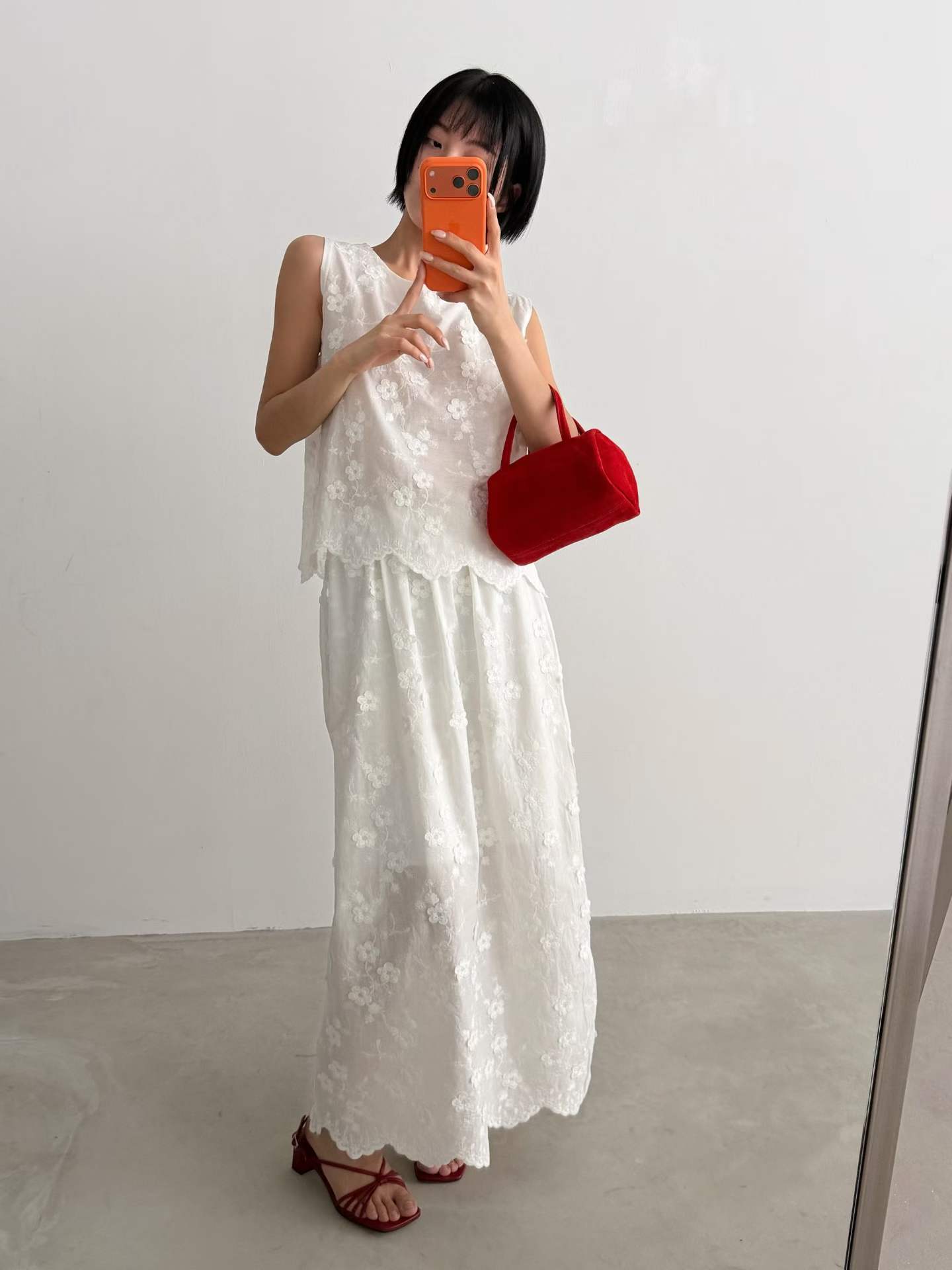 ELLISON BRODIER SLEEVELESS TOP
