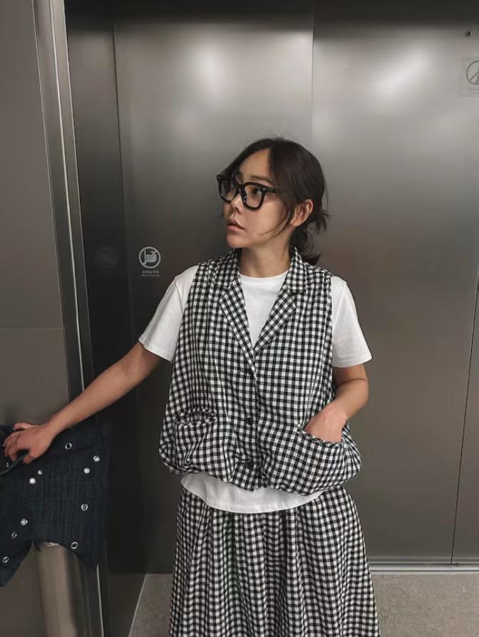 ECHO CHECKERED BUBBLE VEST TOP