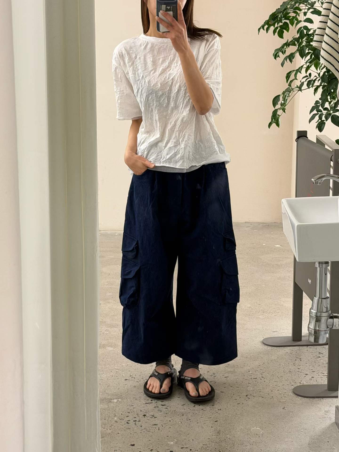 ELYSE GAUZE TRIM CRINKLE TOP