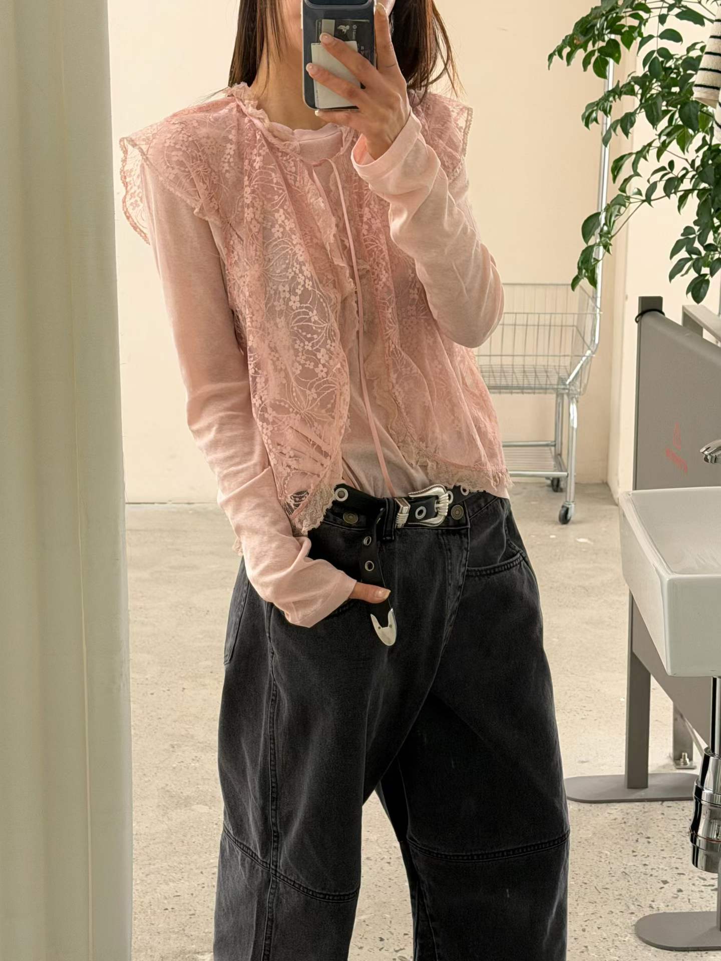 EVER CAP SLEEVES LACE VEST