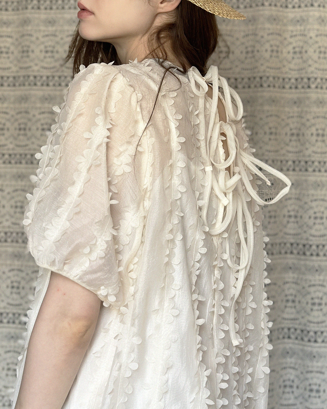 KB09 / Short Sleeves Texture Midi Dress