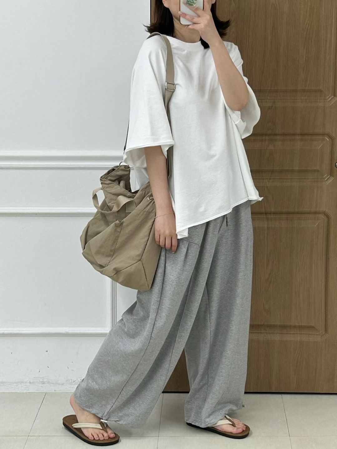 KR07 / RAGLAN SLEEVES RAW EDGE TEE