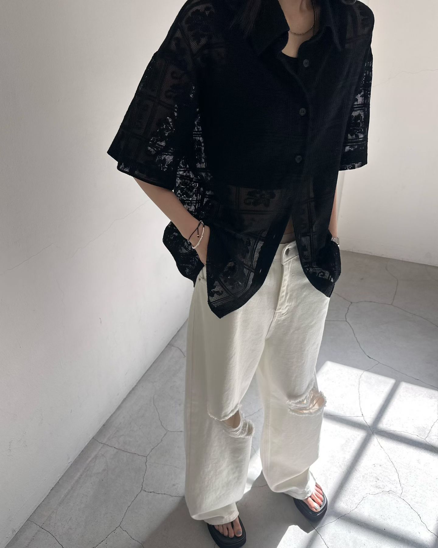 T160426/BUTTON DOWN CROCHET SHIRT 