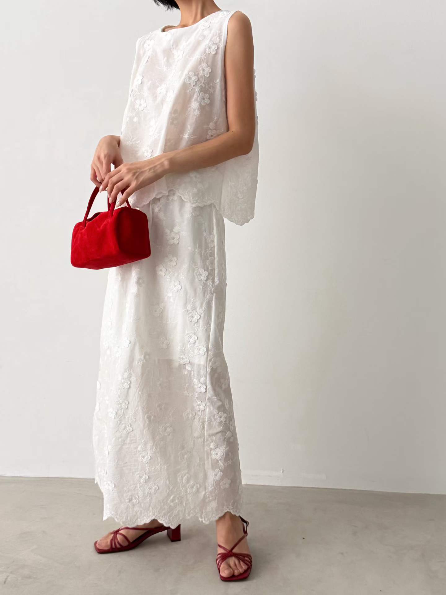 ELLISON BRODIER SLEEVELESS TOP