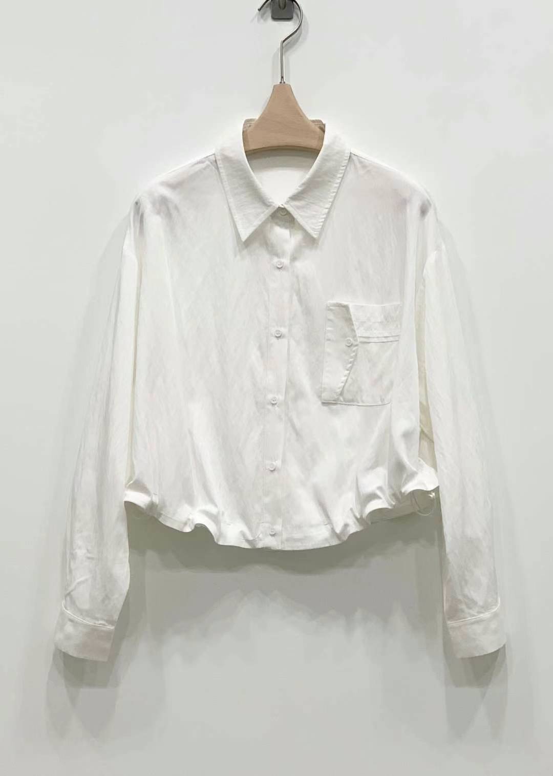 CARLEE TOGGLE HEM COLLAR SHIRT
