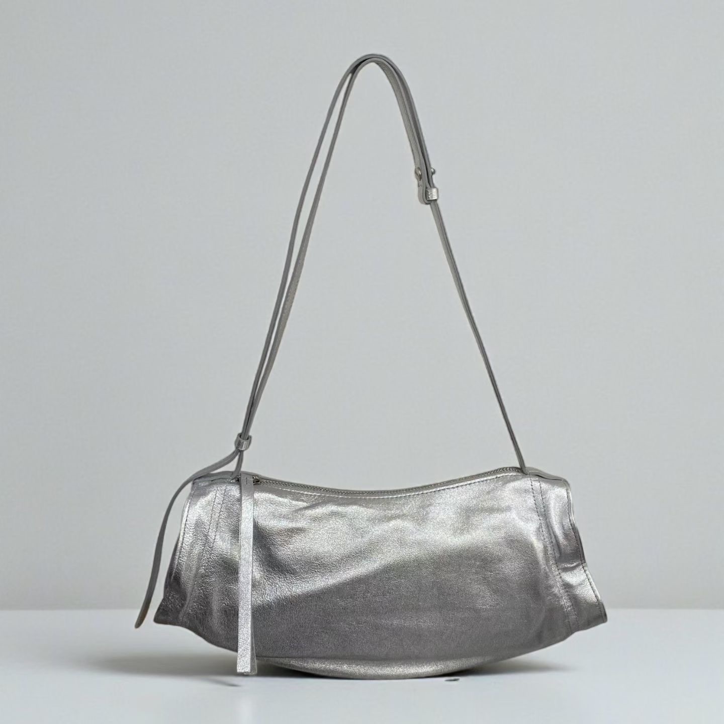 LP11 / EAST WEST ADJUSTABLE STRAP BAG