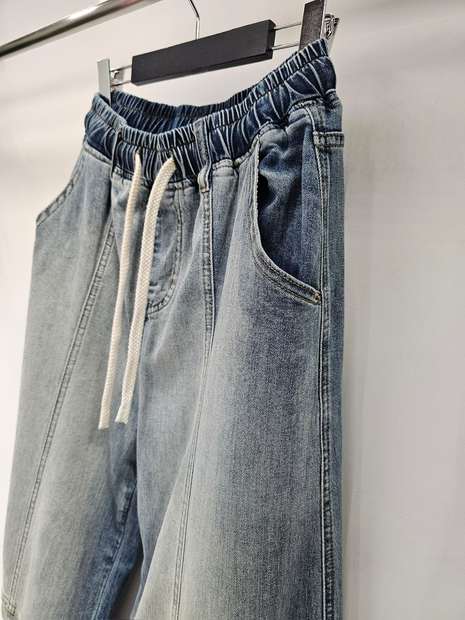 YY18 / WASHED TONE SEGMENTED LOOSE FIT TROUSERS