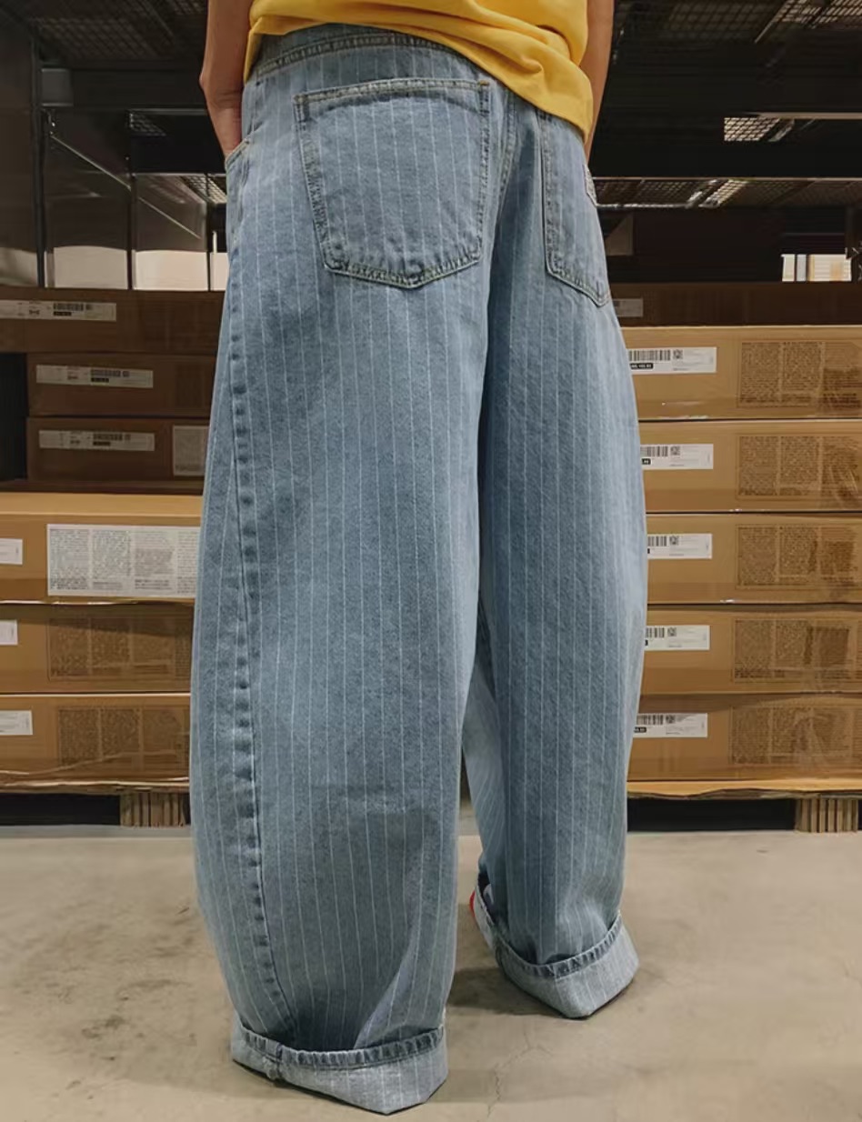 920426/PINSTRIPE ADJUSTABLE WAIST BARREL JEANS 