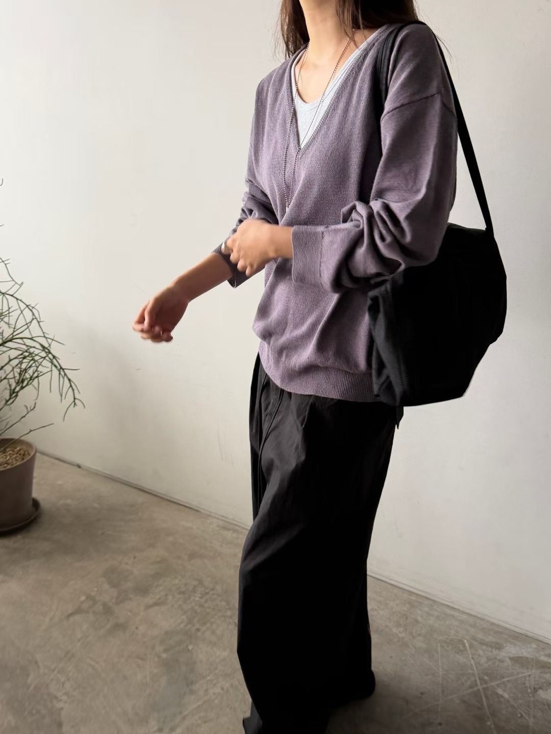YQ26 / RELAXED-FIT PLEATED WIDE LEG TROUSERS